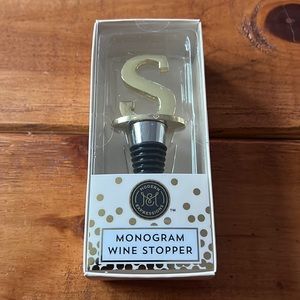 Golden "S" Monogram Wine Stopper